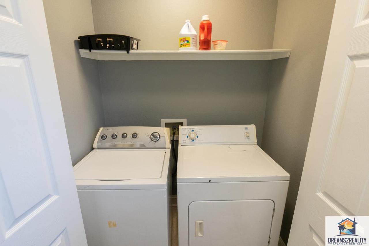 2br Updated - Close To The Strip - 2 Pools - Free Tickets Included - Fhe-3 Holiday home *