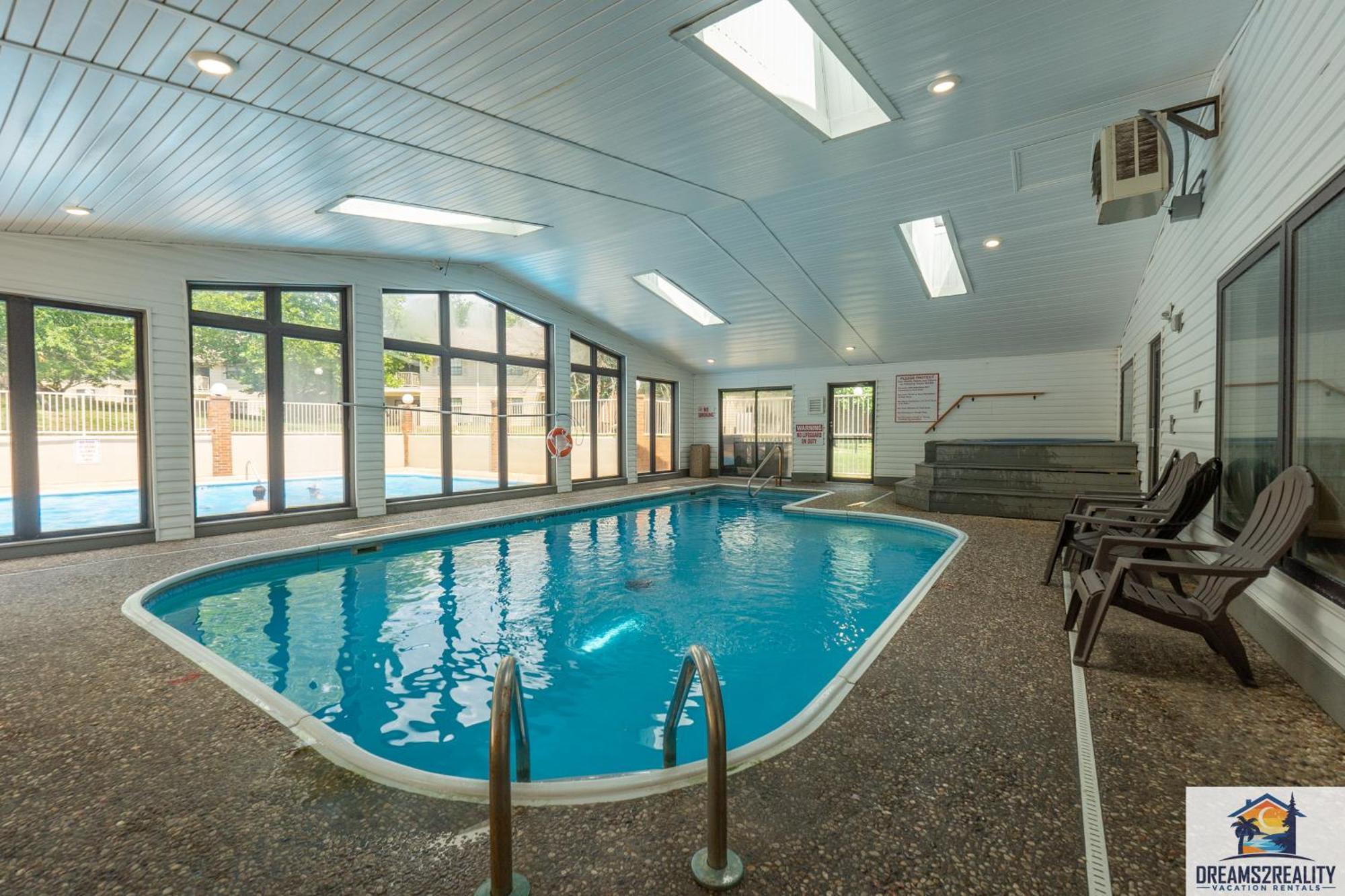 2br Updated - Close To The Strip - 2 Pools - Free Tickets Included - Fhe-3 *